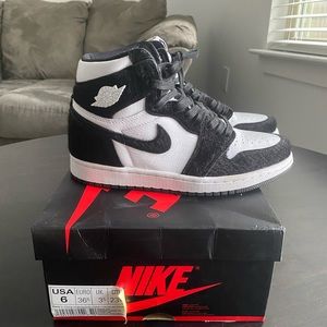 Jordan Black White Air Jordan 1 High Sneakers